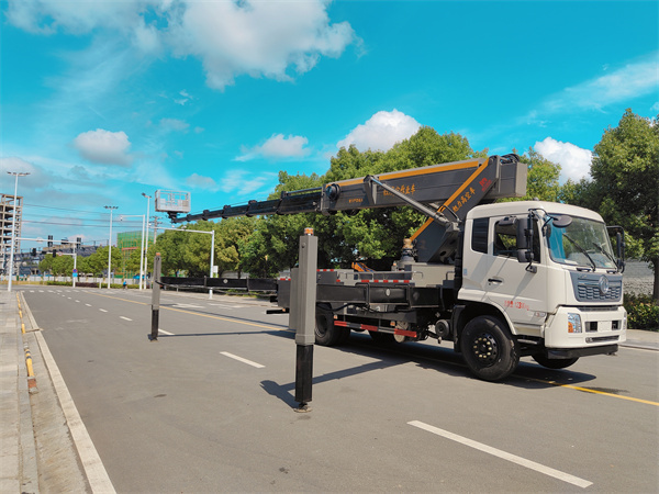 東風天錦45米直臂高空車