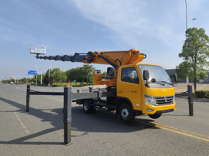 藍牌福田32米高空作業車